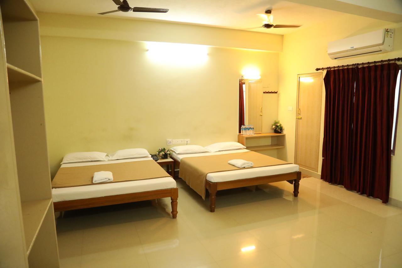 Отель Ganesh Residency Пондичерри Экстерьер фото